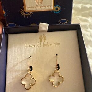 NWT House of Harlow 1960 Gold Clover Earrings with Glass Stones